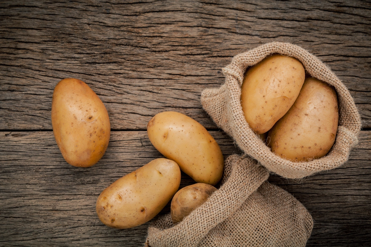 Close-up of a fresh potato, suitable for gluten-free diets